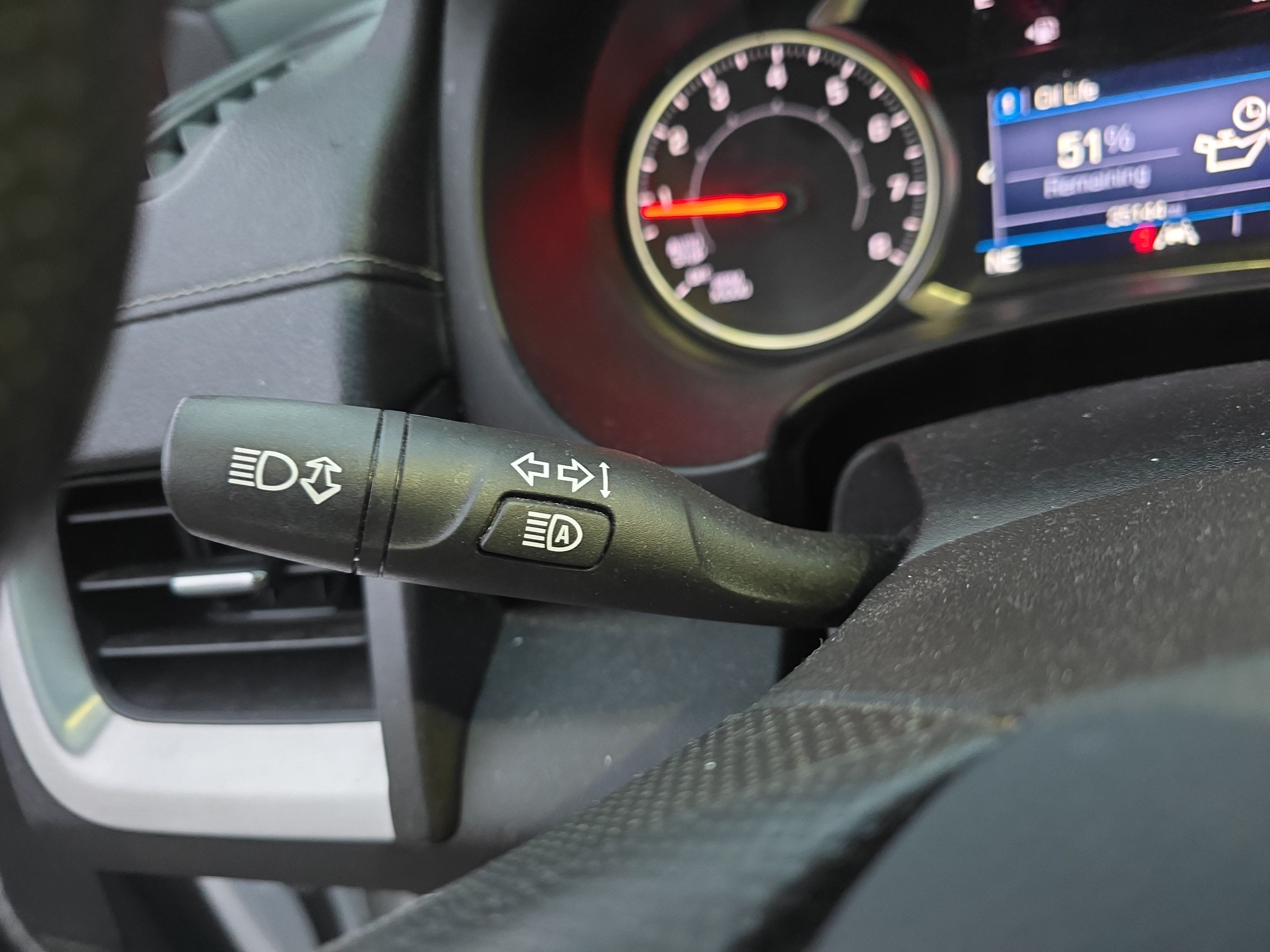 Used 2023 GMC Terrain SLE w/ Driver Convenience Package AWD/4WD image 21