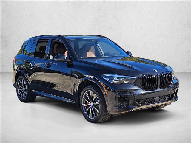 Used 2022 BMW X5 M50i image 3