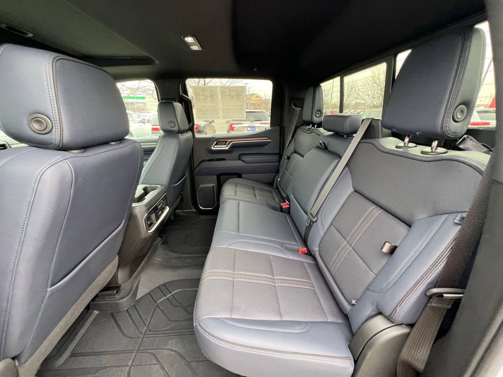 Used 2022 Chevrolet Silverado 1500 High Country w/ High Country Premium Package image 20