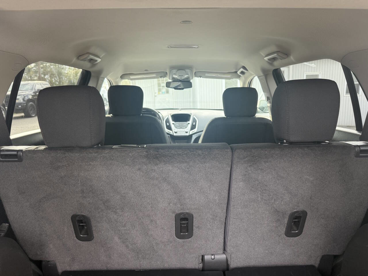 Used 2015 GMC Terrain SLE w/ LPO, Protection Package FWD image 17