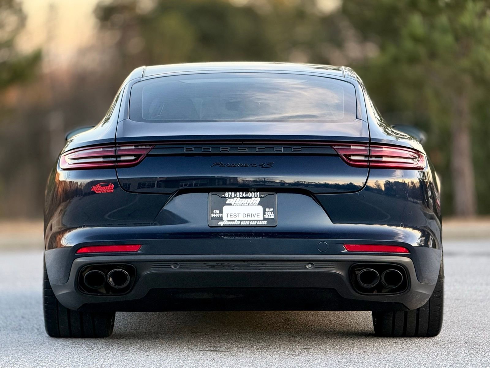 Used 2018 Porsche Panamera 4S image 6
