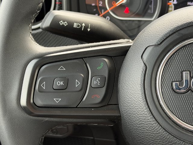 Used 2026 Jeep Gladiator Rubicon AWD/4WD image 21
