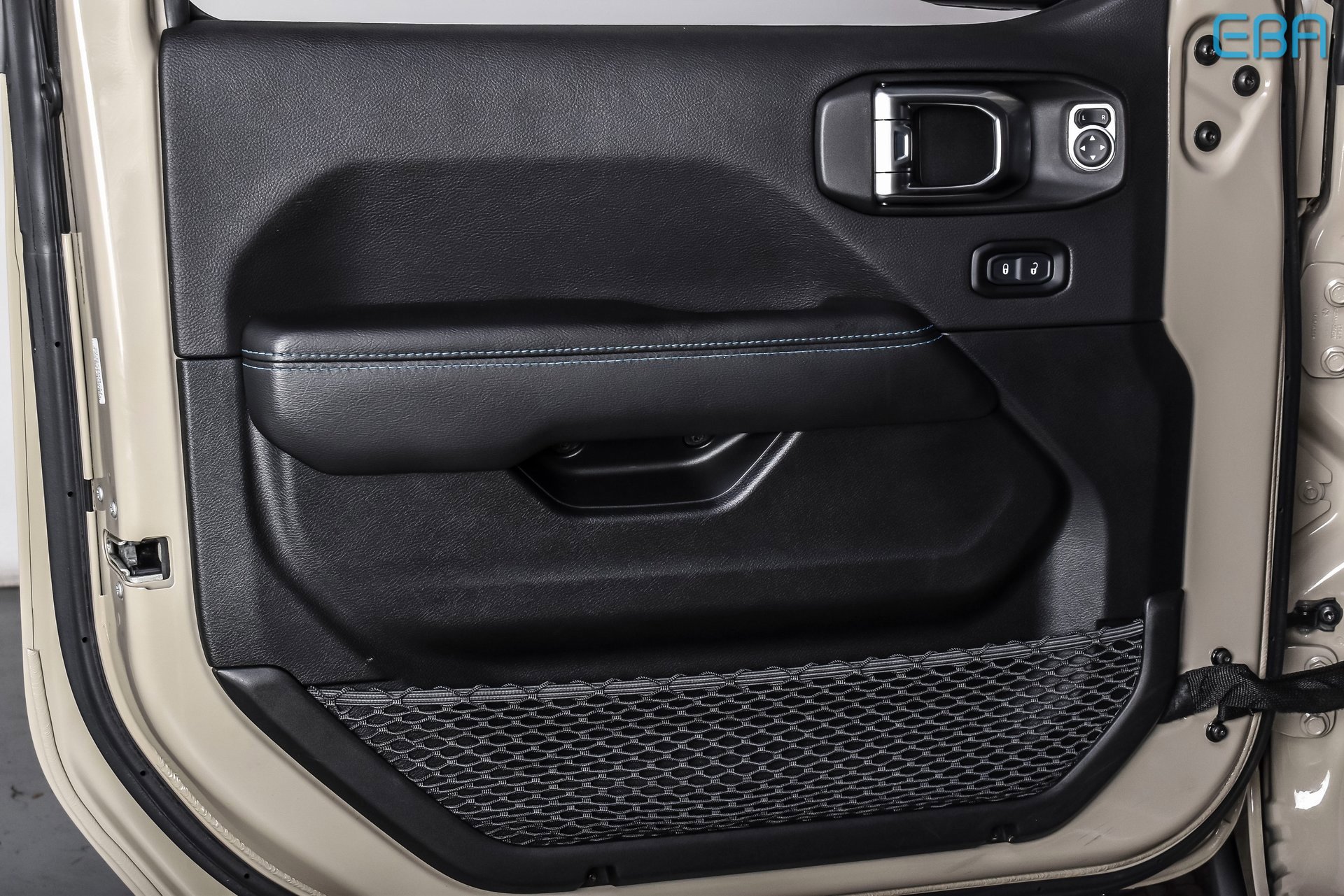 Used 2022 Jeep Wrangler Unlimited Rubicon 4xe w/ Cold Weather Group image 13