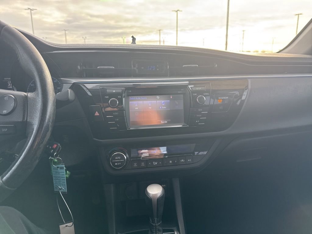 Used 2016 Toyota Corolla S image 13