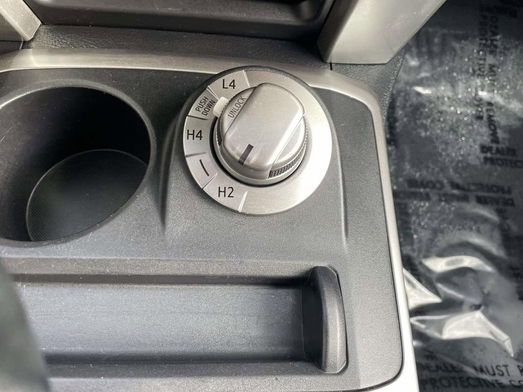 Used 2021 Toyota 4Runner SR5 image 40