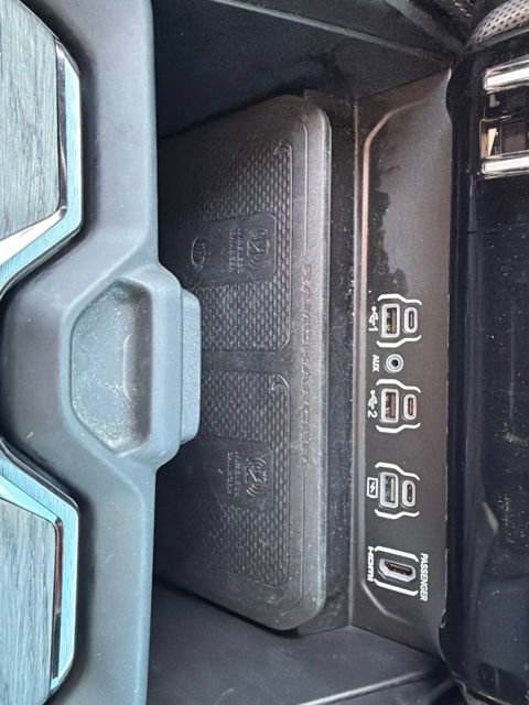 Used 2025 RAM 1500 Limited AWD/4WD image 71