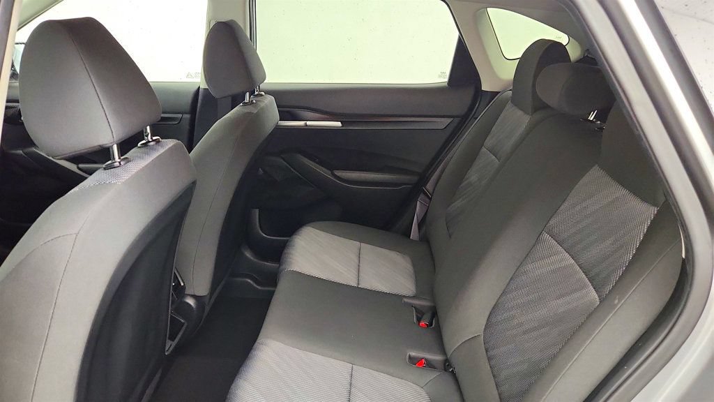 Used 2025 Kia Seltos LX AWD/4WD image 20