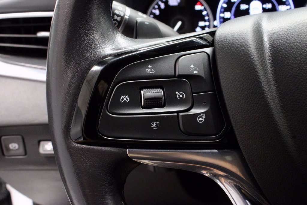 Used 2024 Buick Enclave Premium AWD/4WD image 27