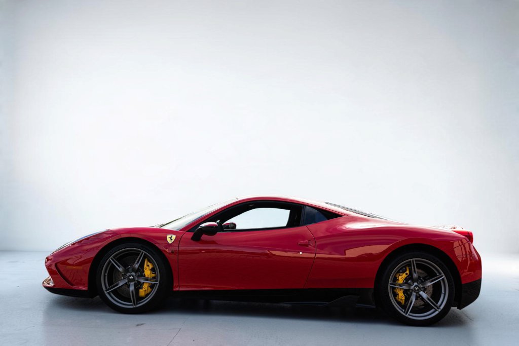 Used 2015 Ferrari 458 Speciale Coupe RWD image 9
