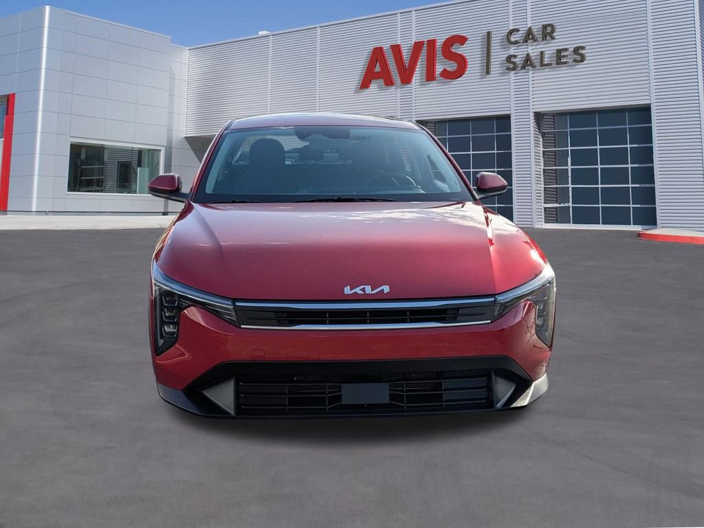 Used 2025 Kia K4 LXS image 2