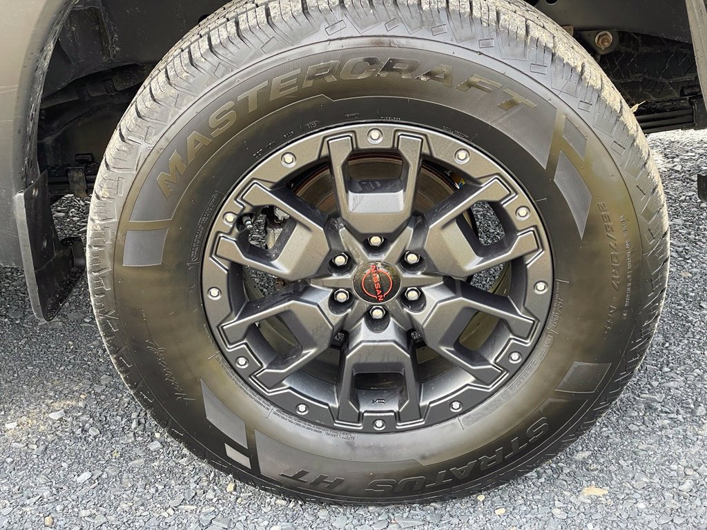 Certified 2024 Nissan Frontier PRO-4X w/ Pro Premium Package AWD/4WD image 35