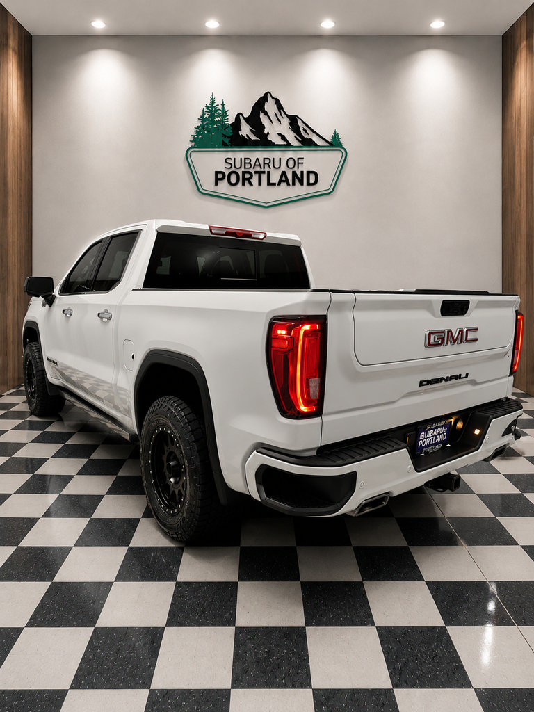 Used 2023 GMC Sierra 1500 Denali AWD/4WD image 4