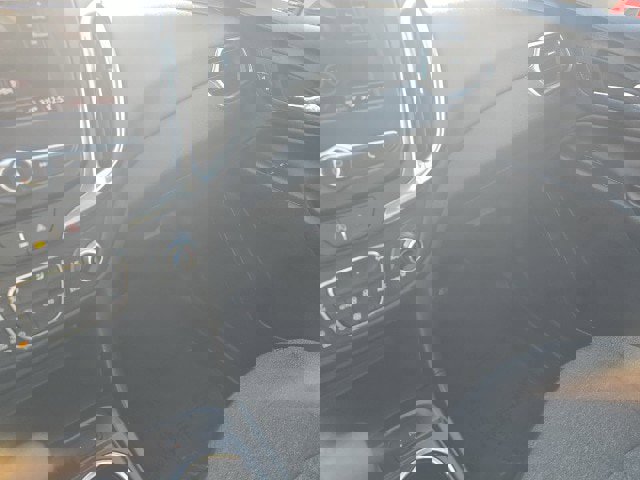 Used 2023 Chevrolet Equinox LT image 28