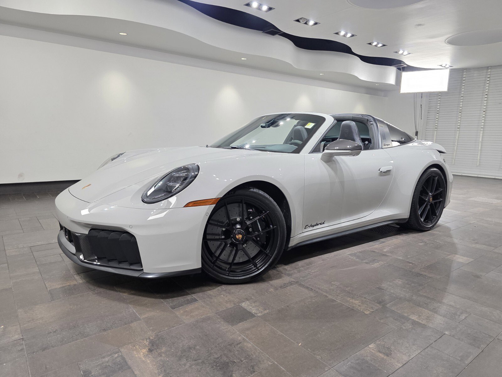 Used 2026 Porsche 911 Targa 4 GTS AWD/4WD image 1