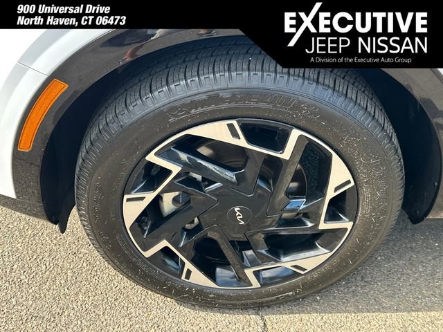 Used 2023 Kia Sportage SX image 8
