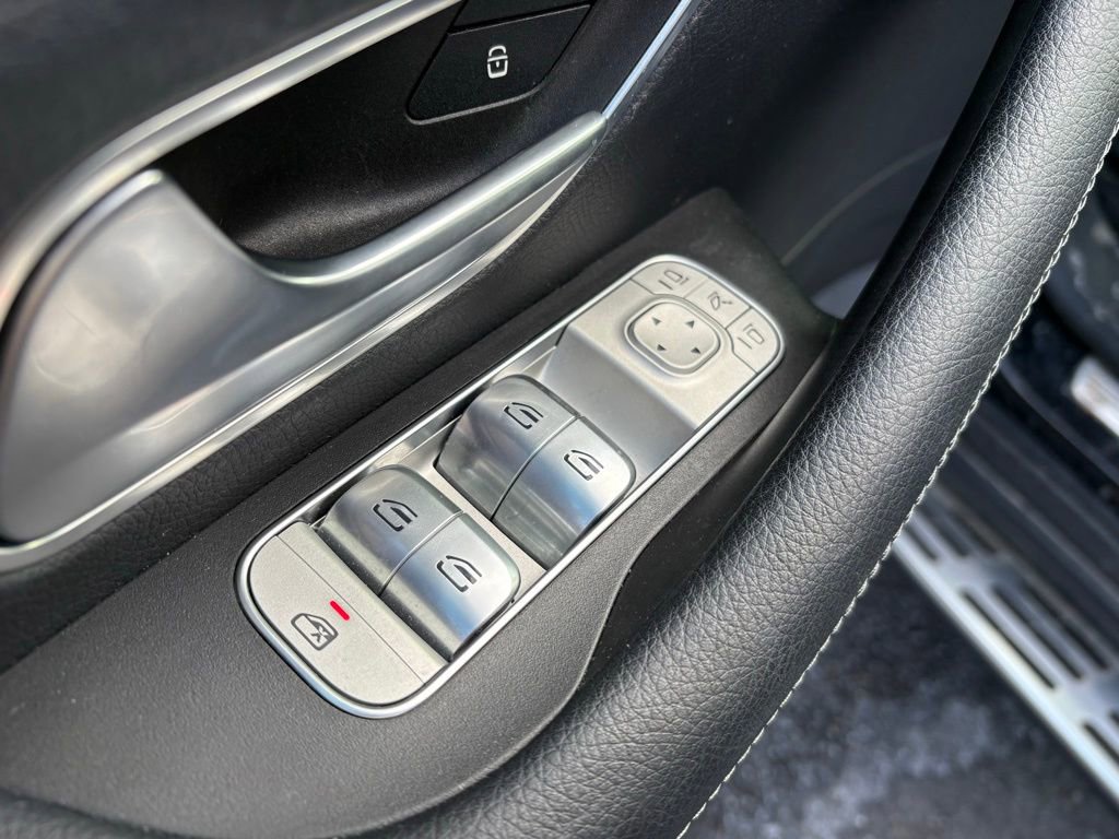 Used 2022 Mercedes-Benz GLE 350 4MATIC image 9