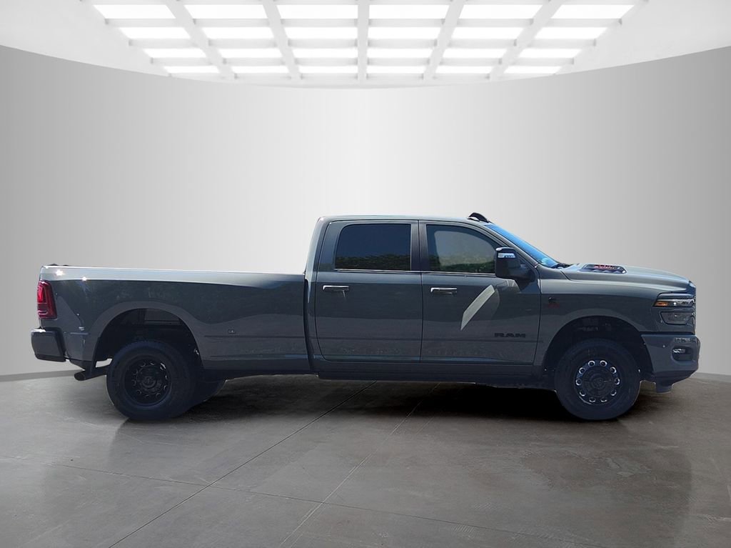 New 2026 RAM 3500 Laramie AWD/4WD image 7