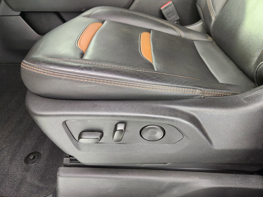 Used 2024 GMC Sierra 2500 AT4 w/ AT4 Premium Plus Package image 28