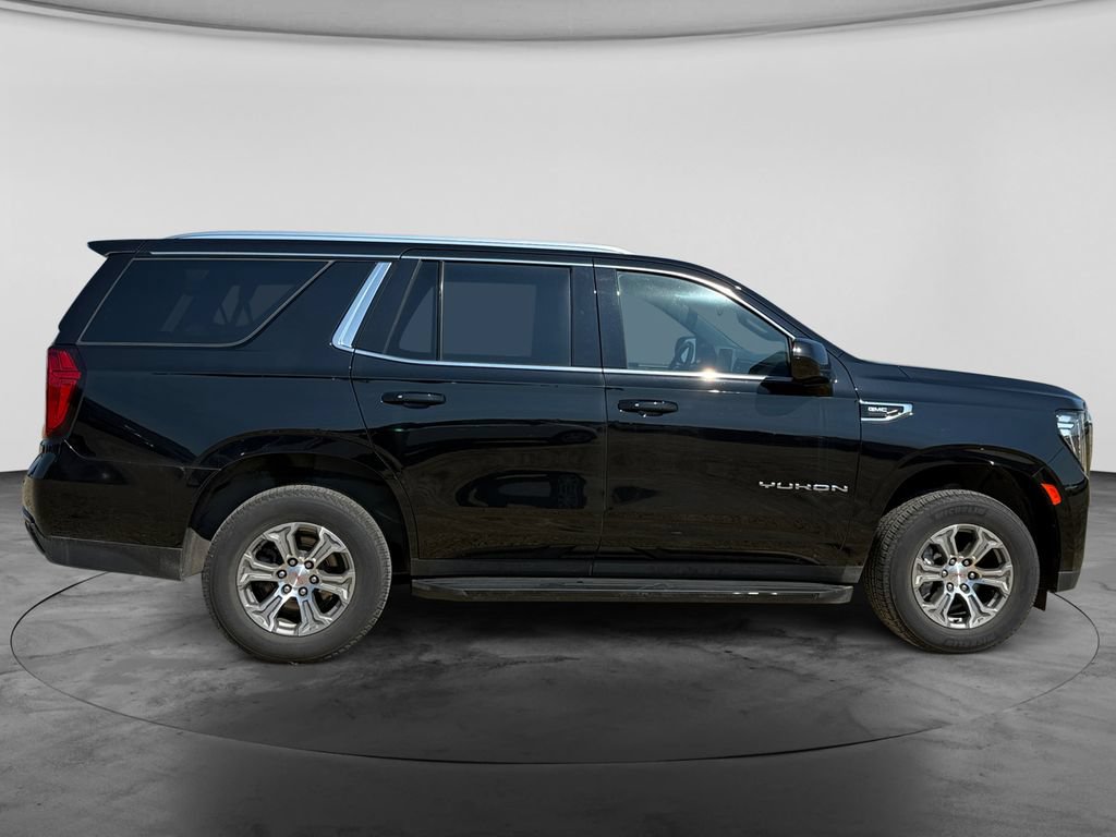 Used 2024 GMC Yukon SLE AWD/4WD image 11