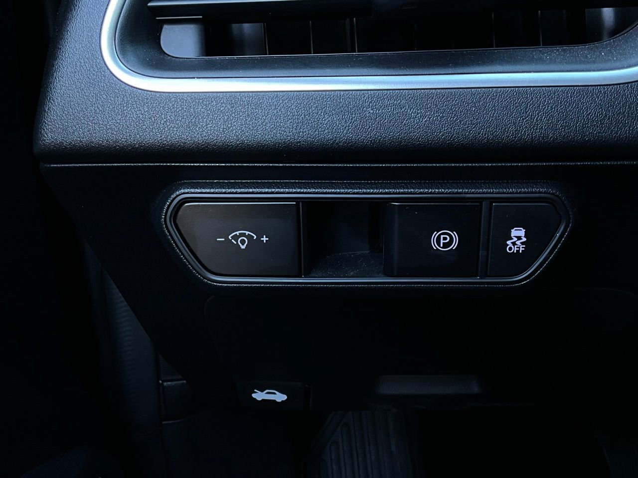 Used 2025 Kia K4 LXS image 21