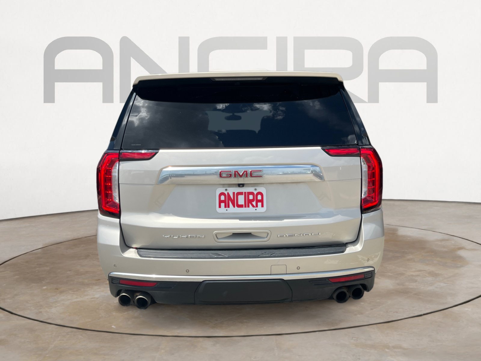 Used 2022 GMC Yukon XL Denali AWD/4WD image 9