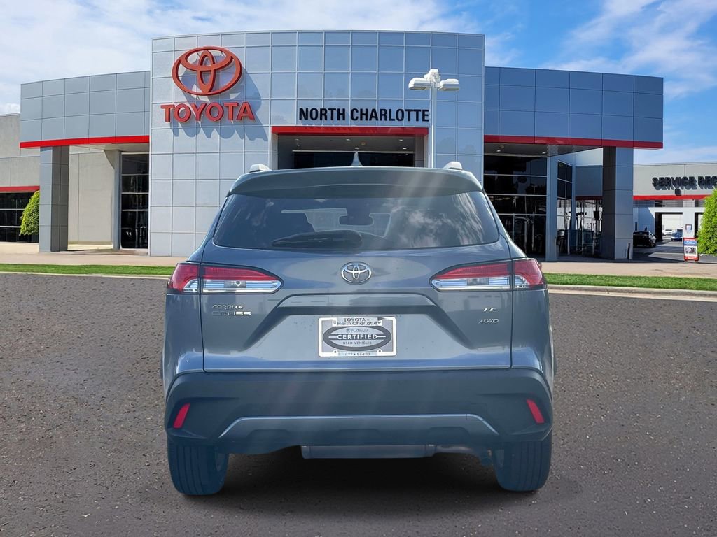 Used 2022 Toyota Corolla Cross LE AWD/4WD image 6