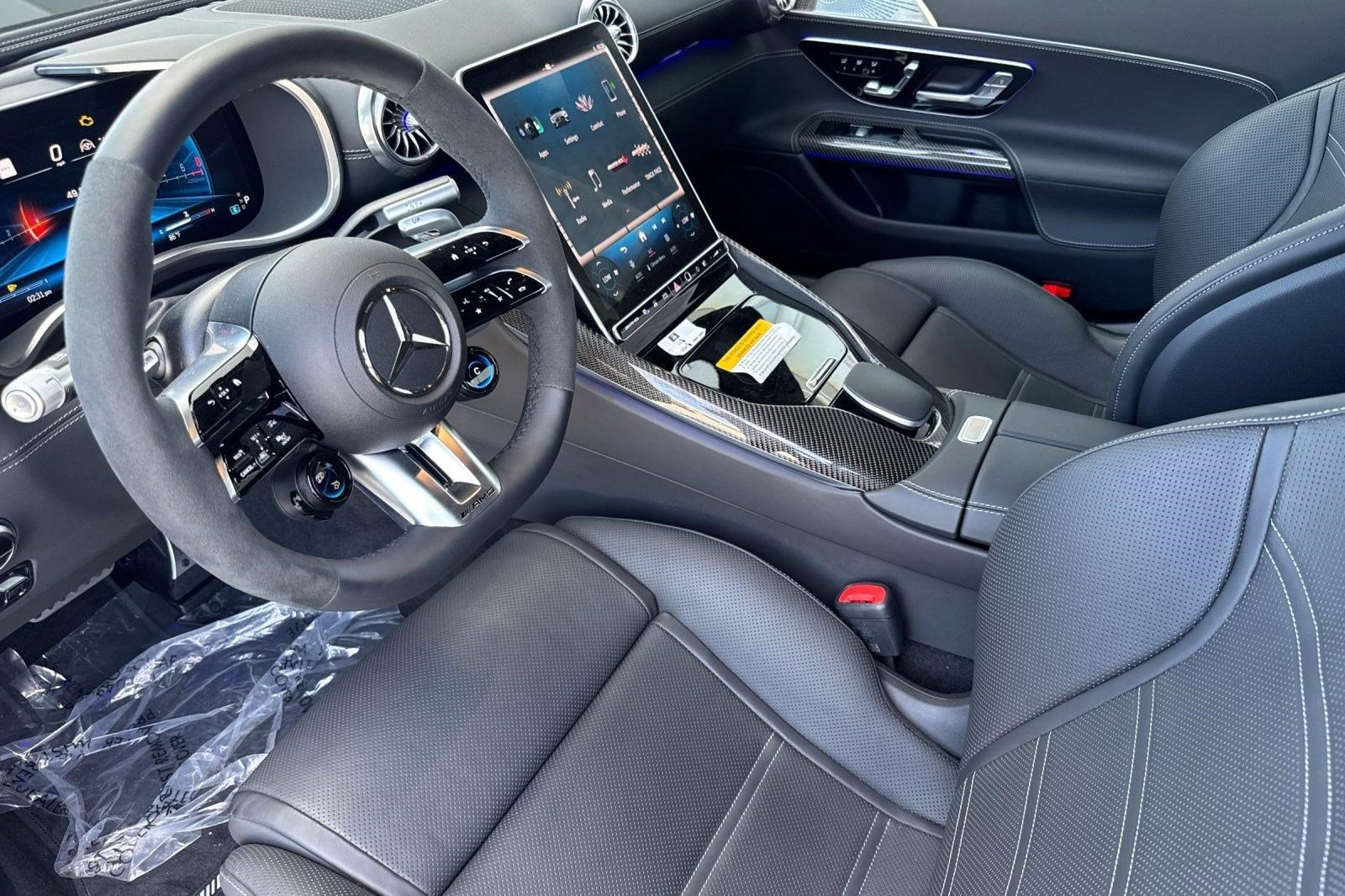 New 2024 Mercedes-Benz SL 63 AMG 4MATIC image 4