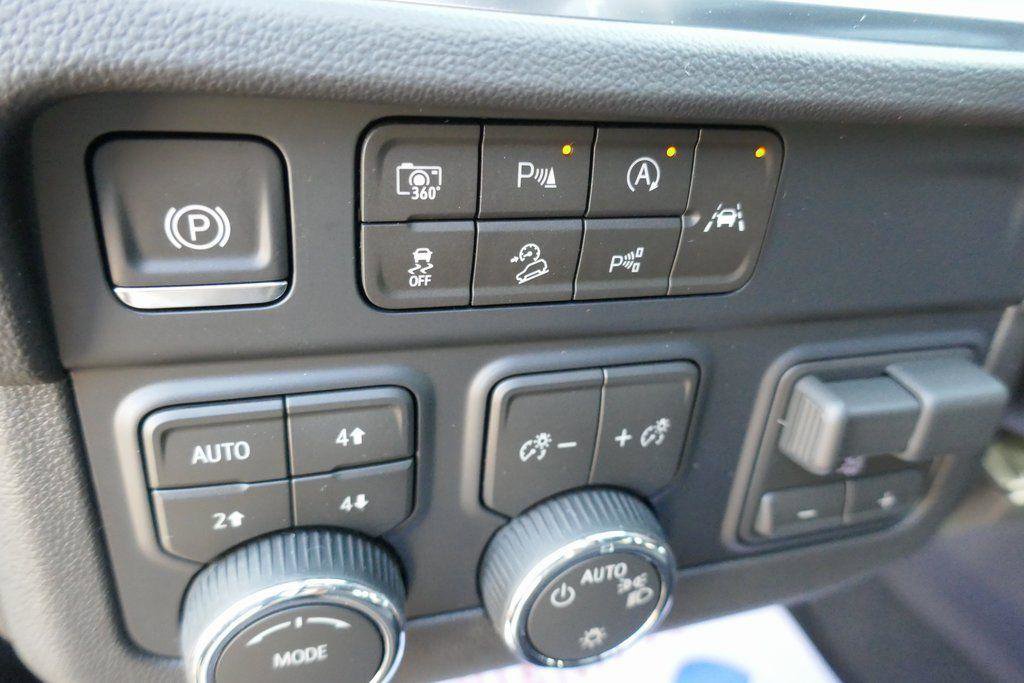 New 2026 Chevrolet Tahoe LS w/ LPO, Dark Essentials Package image 19