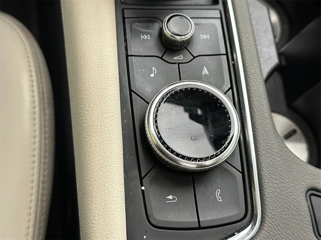 Used 2021 Cadillac XT6 Premium Luxury image 32