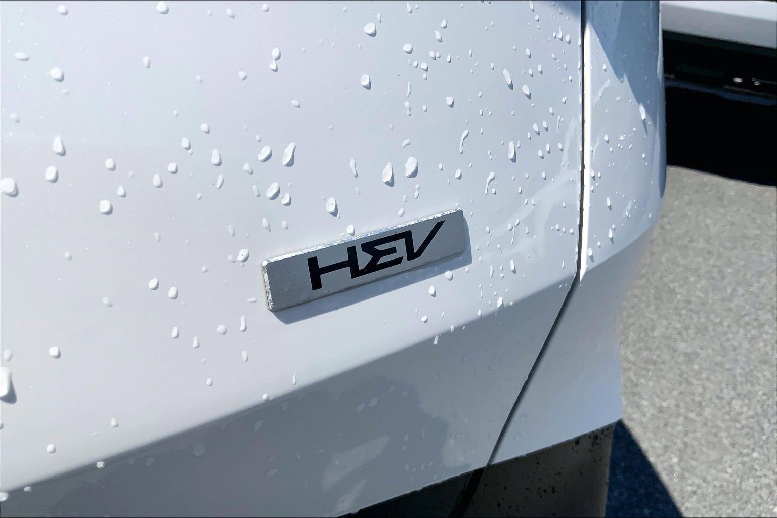 Used 2023 Kia Sportage EX AWD/4WD image 16