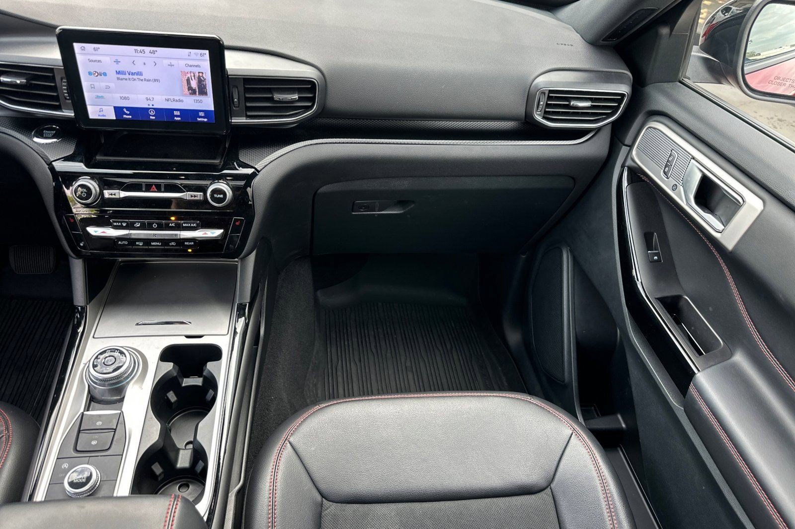 Used 2023 Ford Explorer ST-Line w/ Class IV Trailer Tow Package image 26