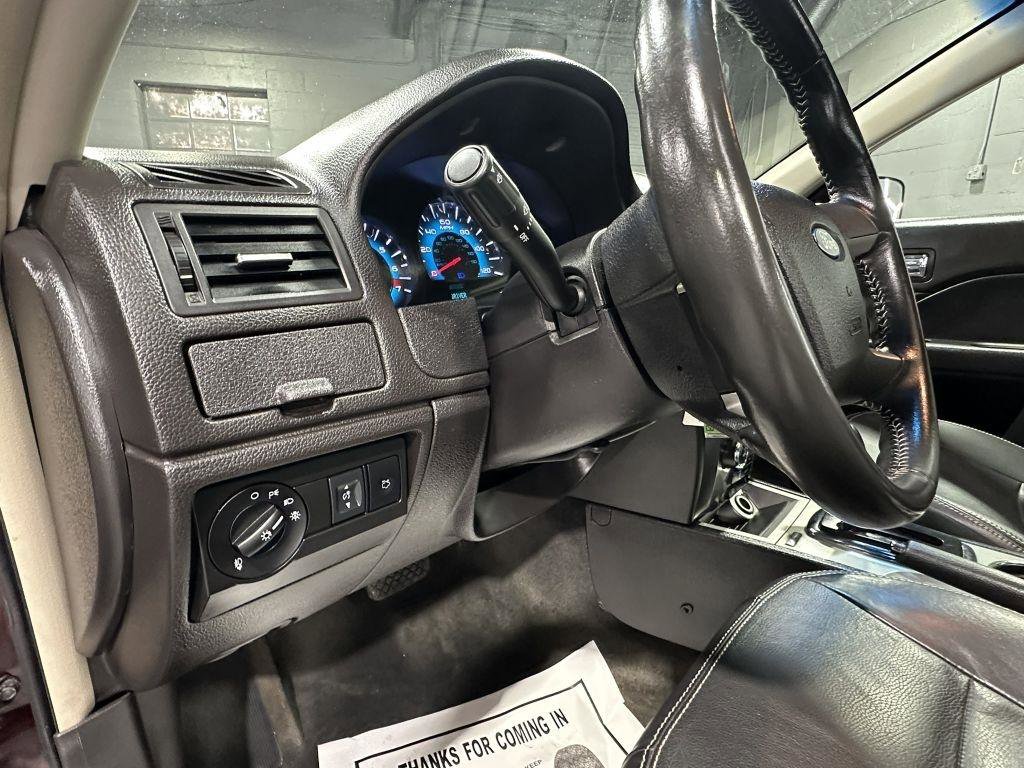 Used 2011 Ford Fusion SEL w/ 302A Rapid Spec Order Code FWD image 14