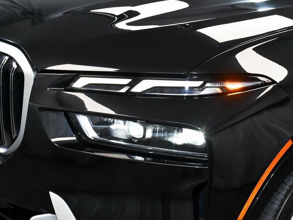 Used 2024 BMW X7 xDrive40i image 98