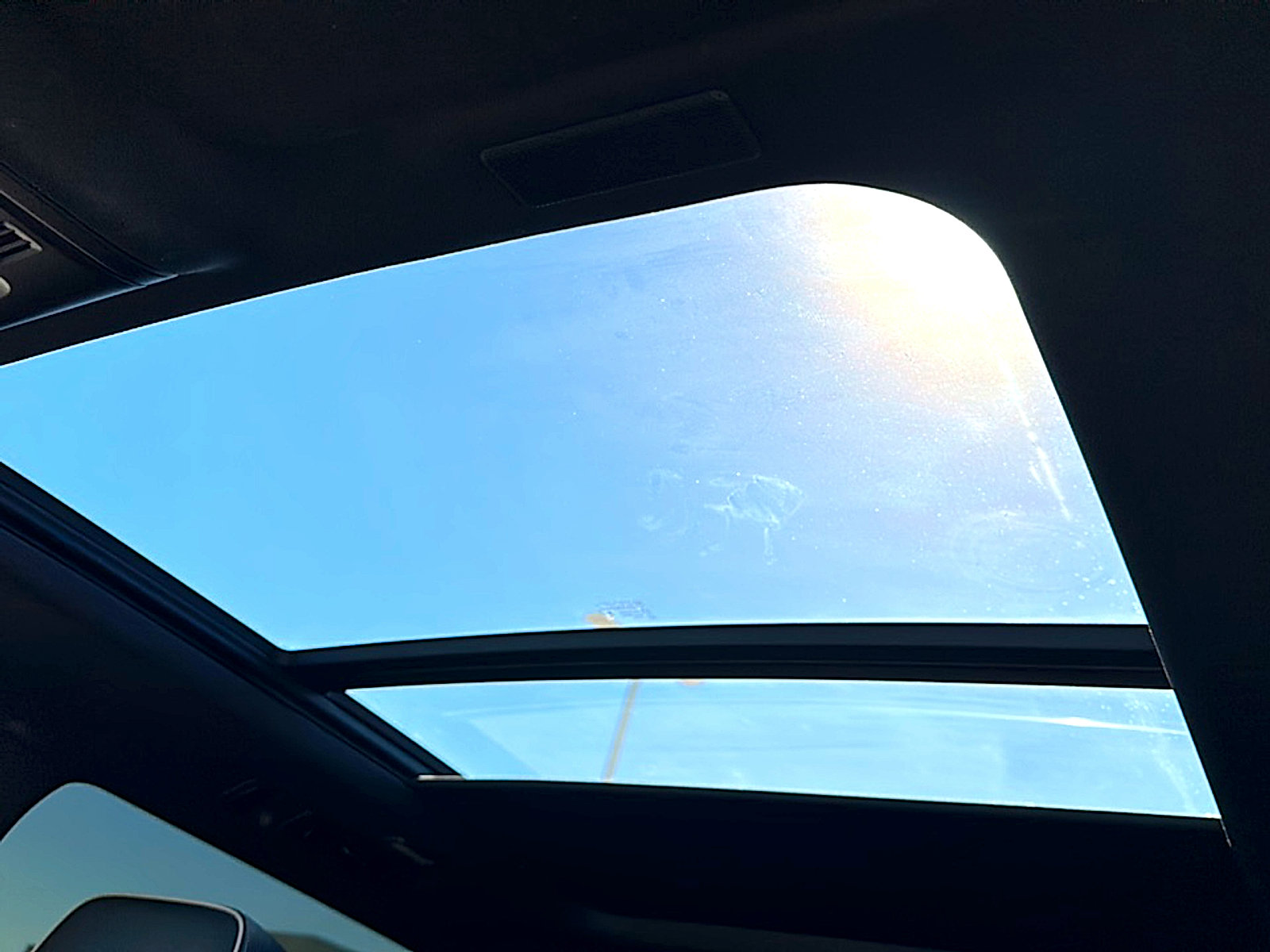 Used 2025 GMC Yukon XL Elevation image 38