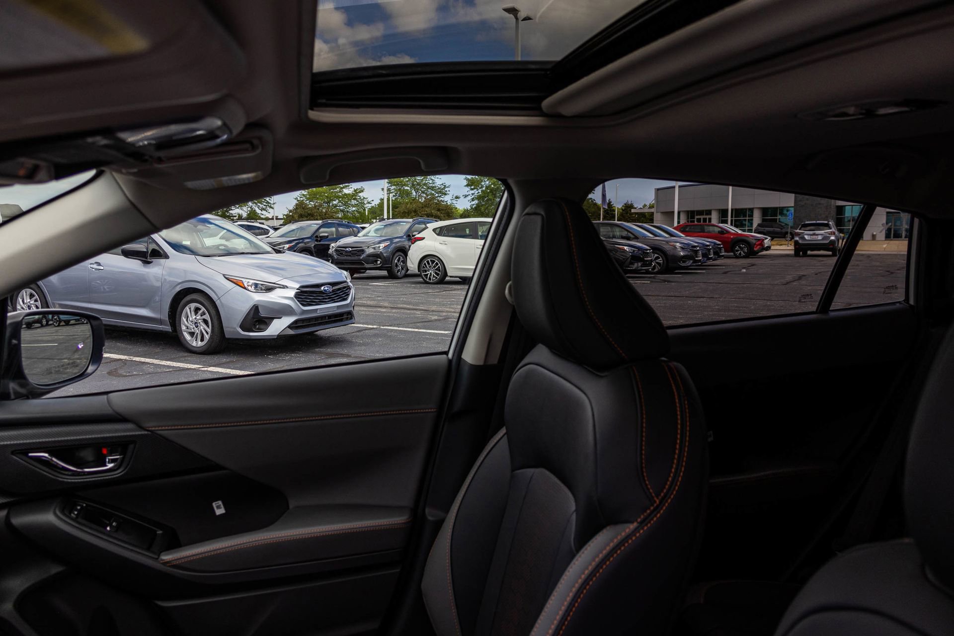 New 2025 Subaru Crosstrek 2.5i Limited w/ Crosstrek Mirror Package image 36