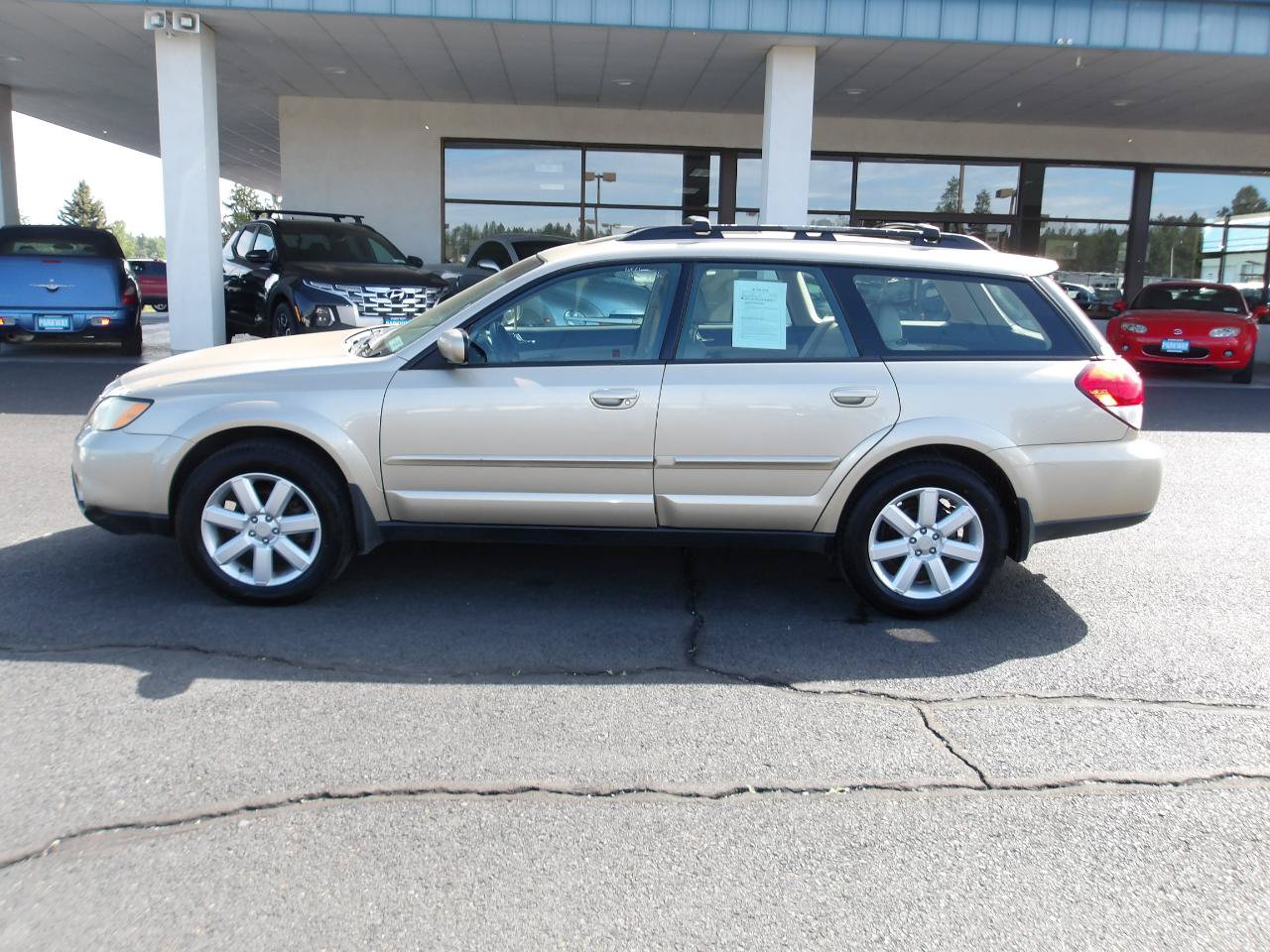 Used 2008 Subaru Outback 2.5i Limited AWD/4WD image 2