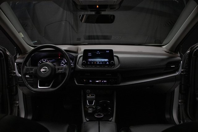 Used 2023 Nissan Rogue SV w/ SV Premium Package image 22