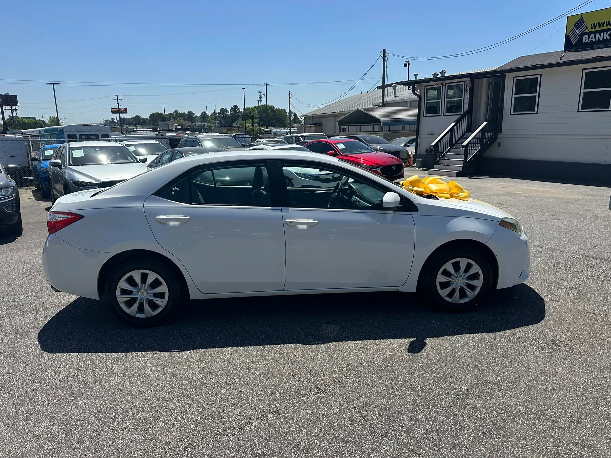 Used 2015 Toyota Corolla L image 10