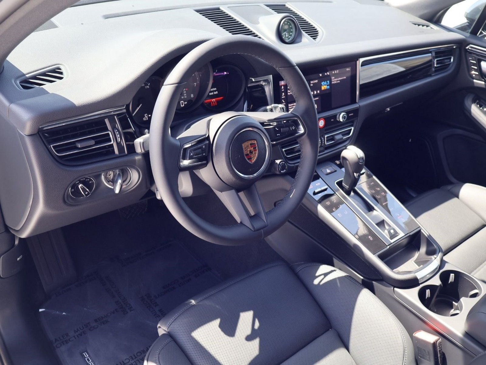 Used 2026 Porsche Macan S AWD/4WD image 4