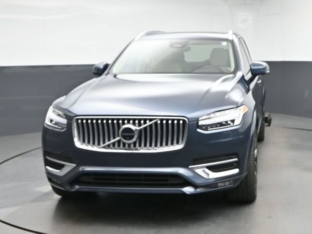 Used 2023 Volvo XC90 B6 Plus w/ Protection Package Premier AWD/4WD image 3