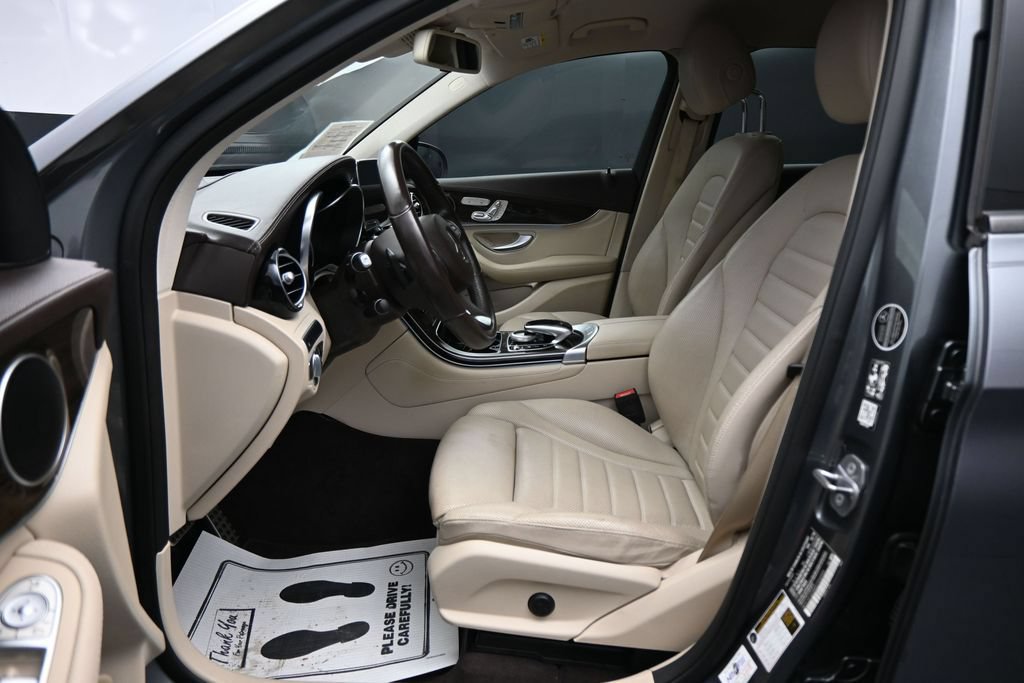 Used 2019 Mercedes-Benz GLC 43 AMG 4MATIC image 9