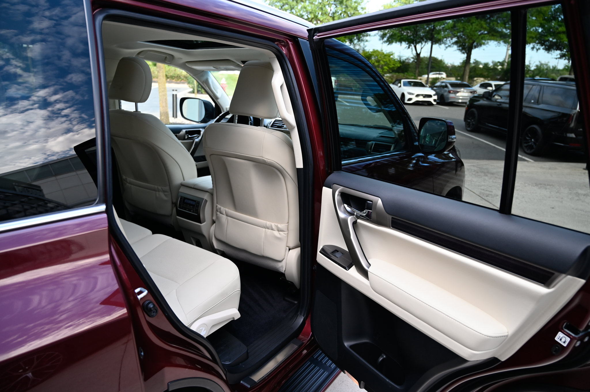 Used 2021 Lexus GX 460 Premium w/ Premium Package AWD/4WD image 47
