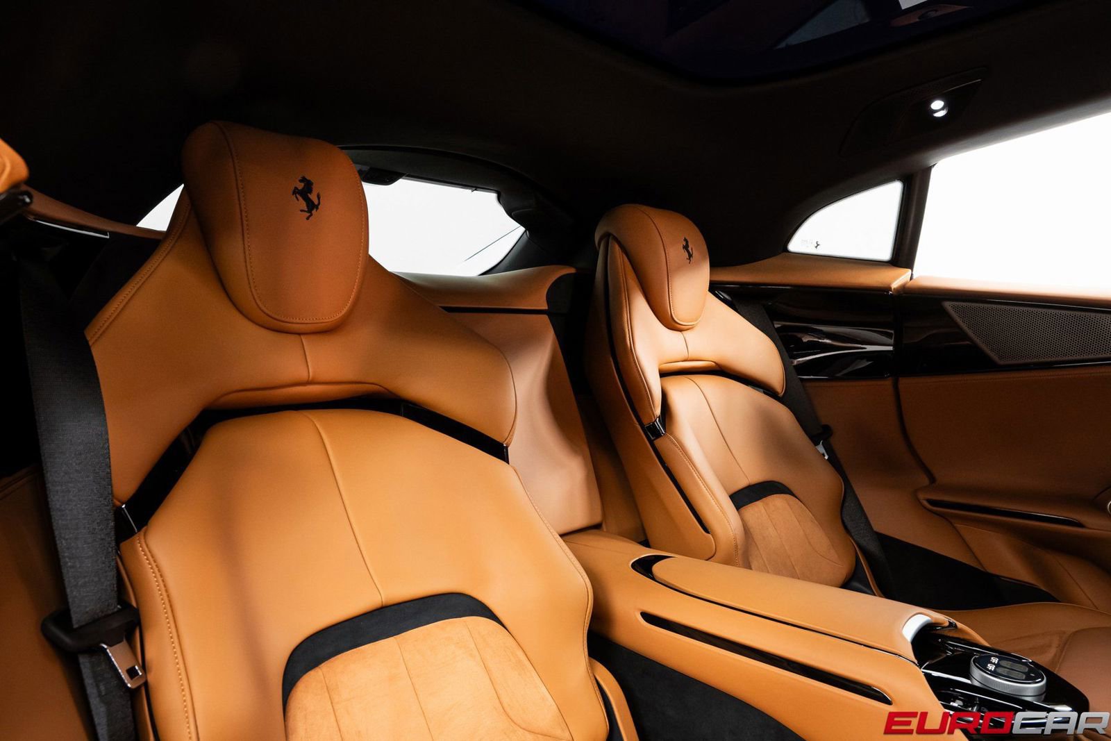 Used 2025 Ferrari Purosangue AWD/4WD image 45