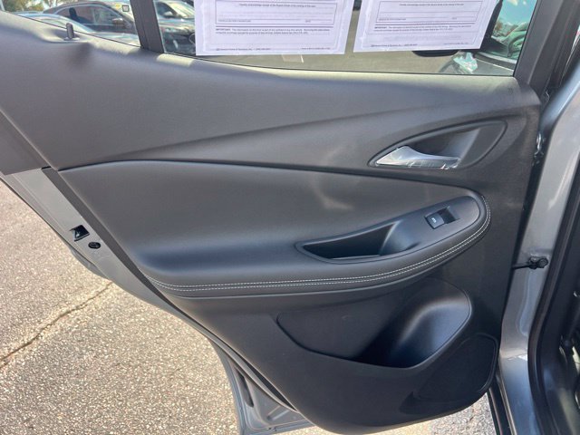 Used 2024 Buick Encore GX Avenir w/ Avenir Convenience Package FWD image 19