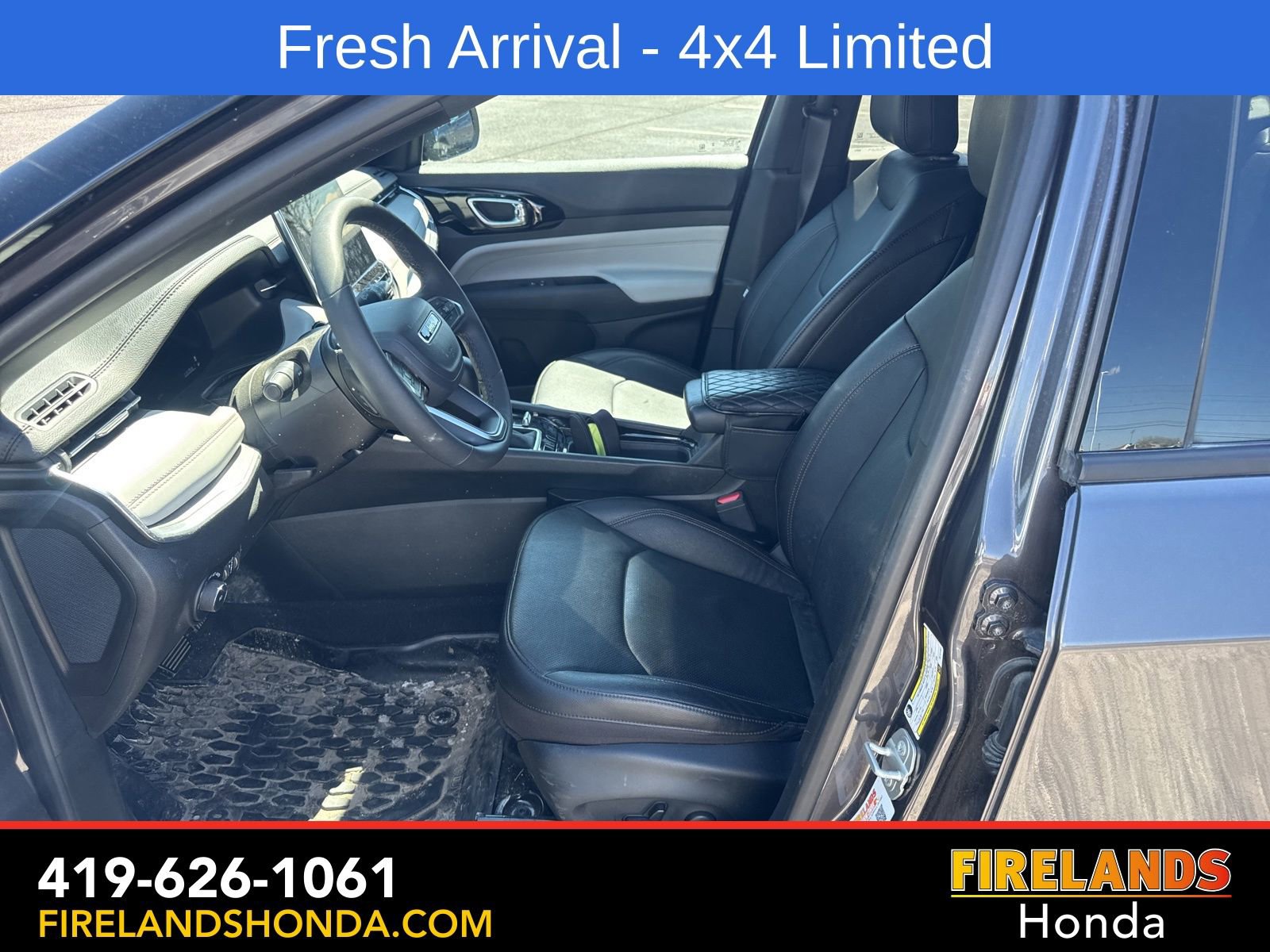 Used 2024 Jeep Compass Limited w/ Elite Group AWD/4WD image 17