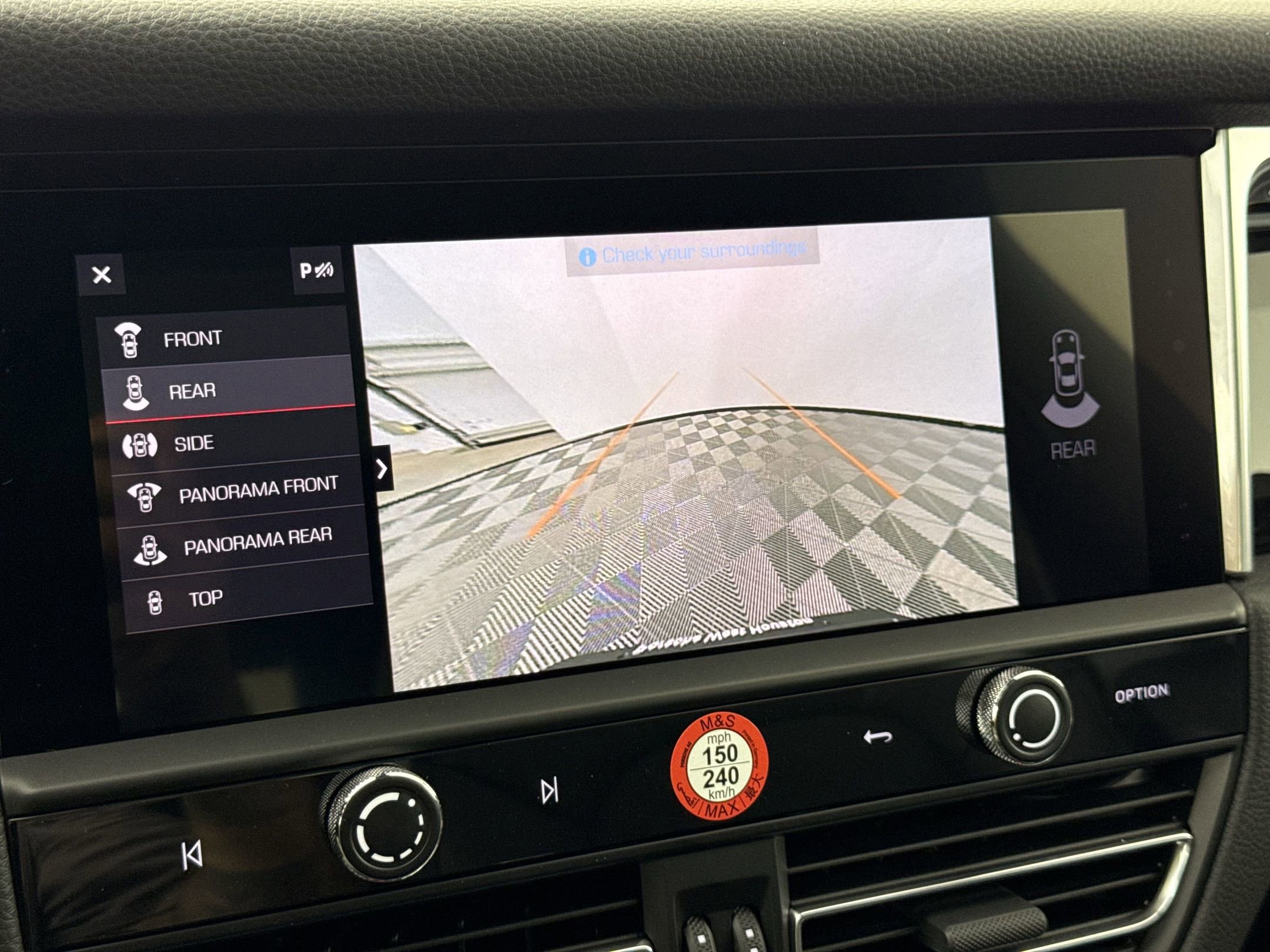 New 2025 Porsche Macan image 30