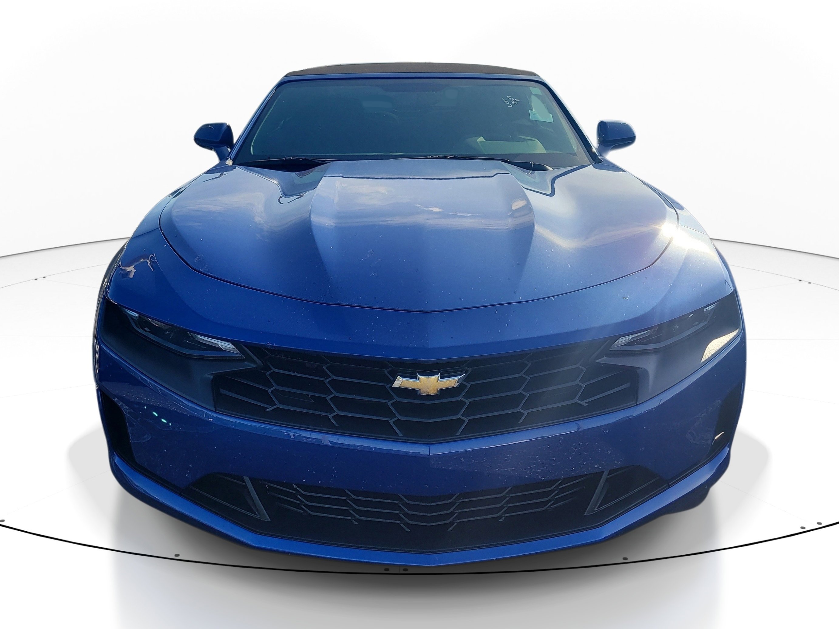 Used 2024 Chevrolet Camaro LT w/ Technology Package RWD image 2