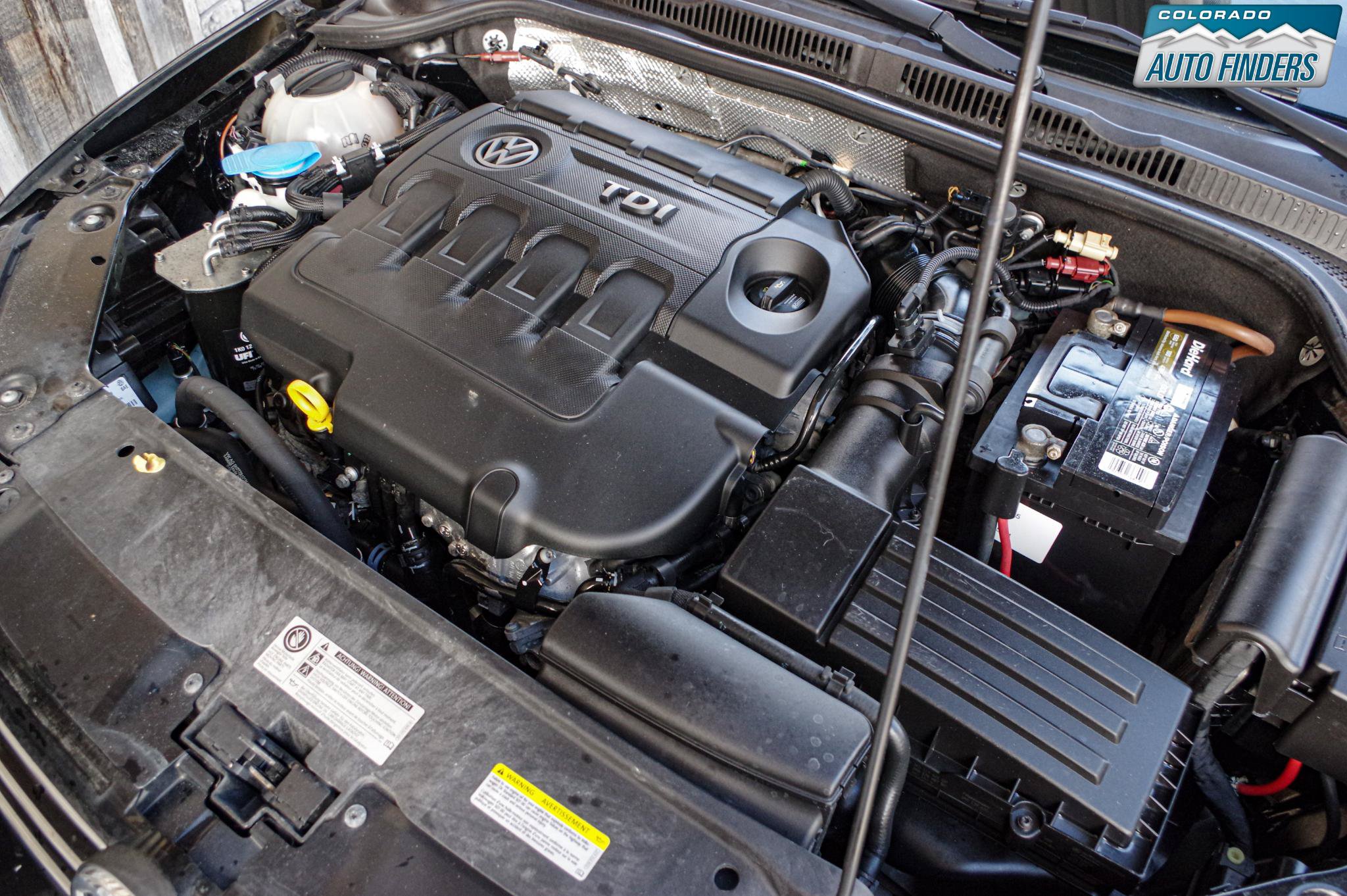 Used 2015 Volkswagen Jetta TDI SEL FWD image 25