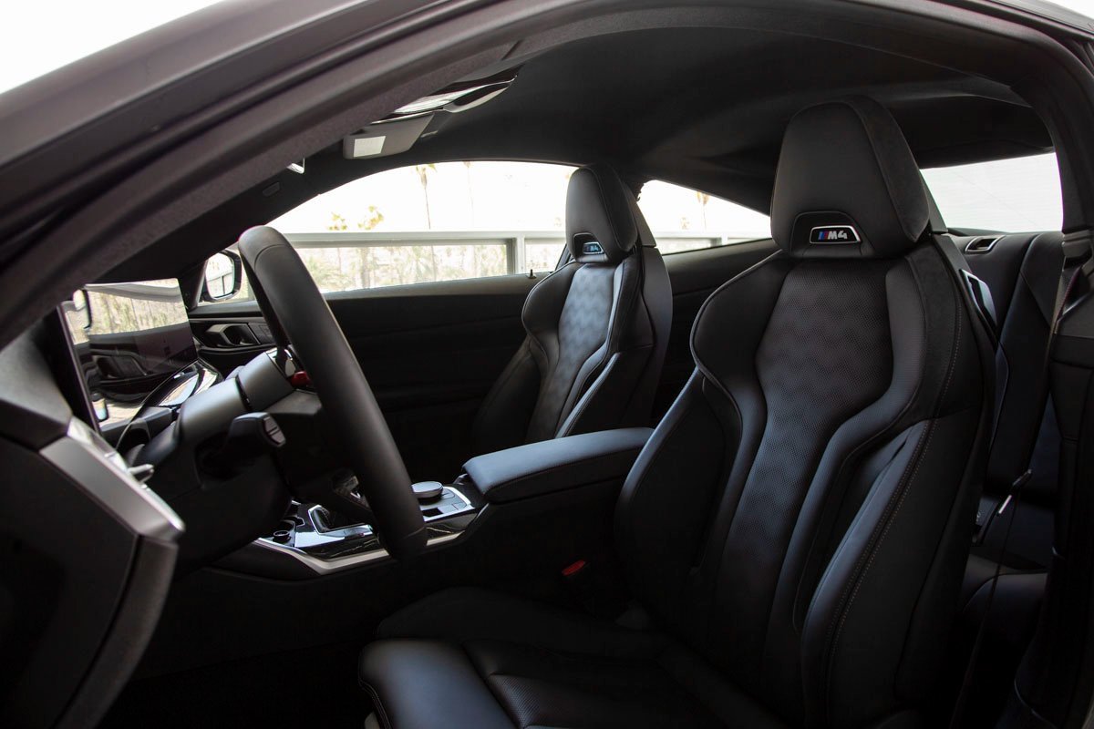 New 2026 BMW M4 Coupe w/ Executive Package image 24
