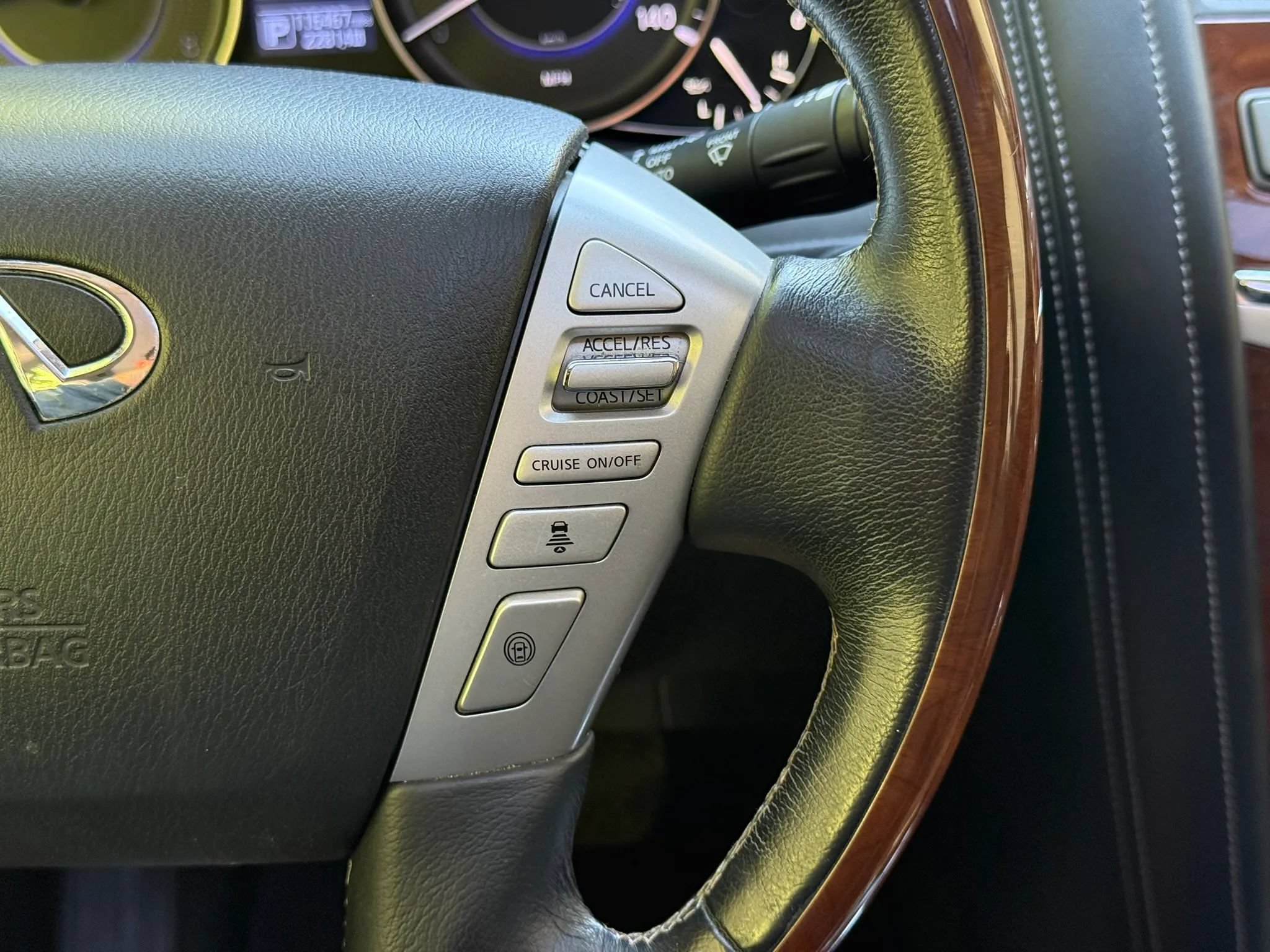 Used 2019 INFINITI QX80 Luxe w/ 22" Wheel Package RWD image 19